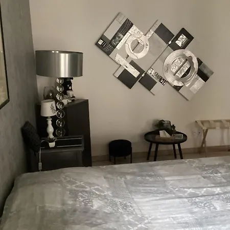 Le Bois De فندق مبيت وإفطار 3*