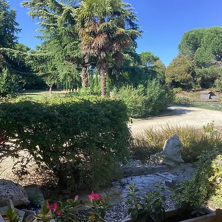 Le Bois De 3* Montpouillan