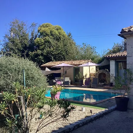 فندق مبيت وإفطار Le Bois De Montpouillan